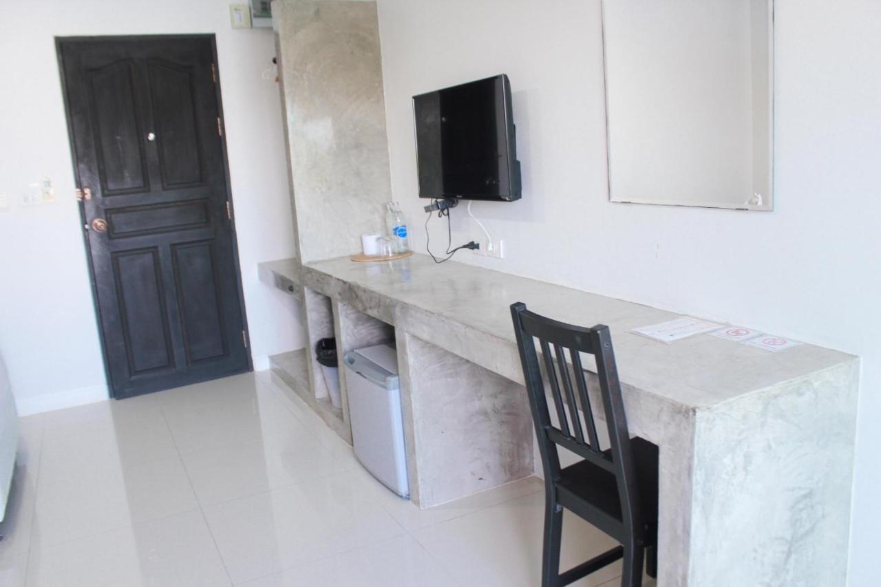 Plus Hotel Loei Luaran gambar