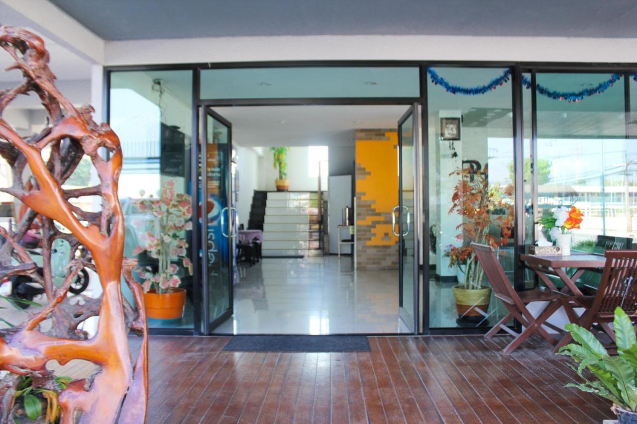Plus Hotel Loei Luaran gambar