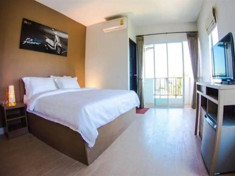 Plus Hotel Loei Luaran gambar