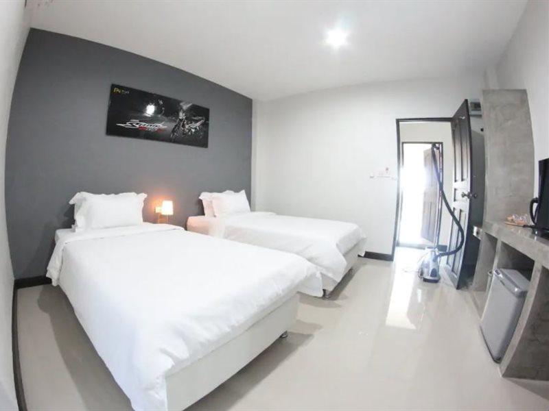 Plus Hotel Loei Luaran gambar