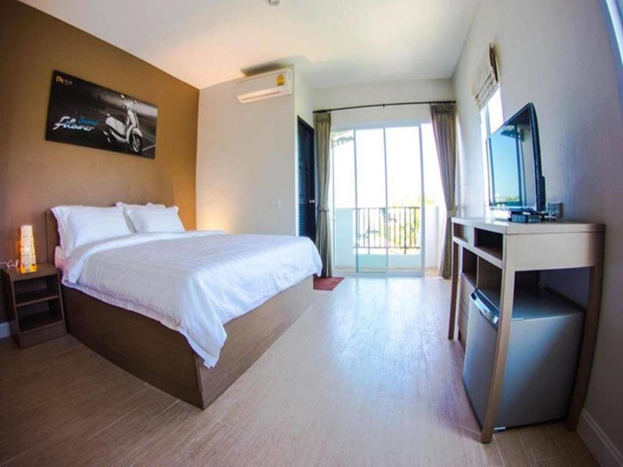 Plus Hotel Loei Luaran gambar
